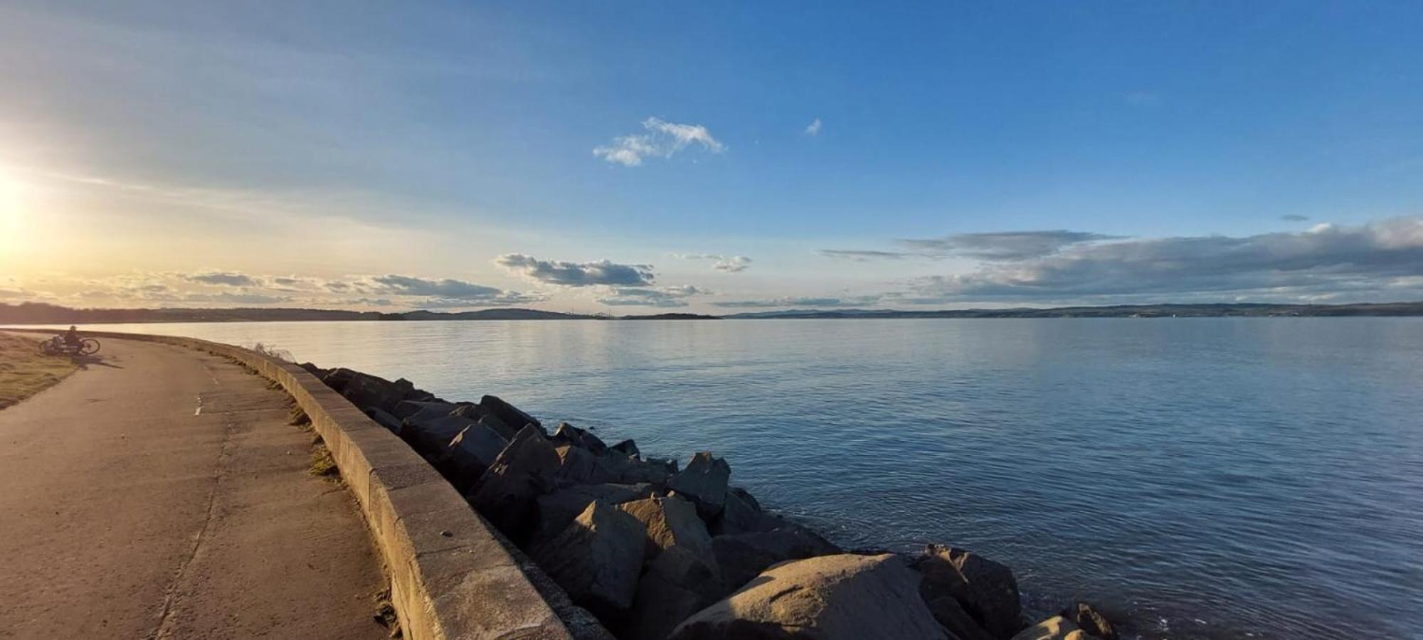Lovely Sea Rooms, Easy Access To Centre & Airport EDI Exterior photo